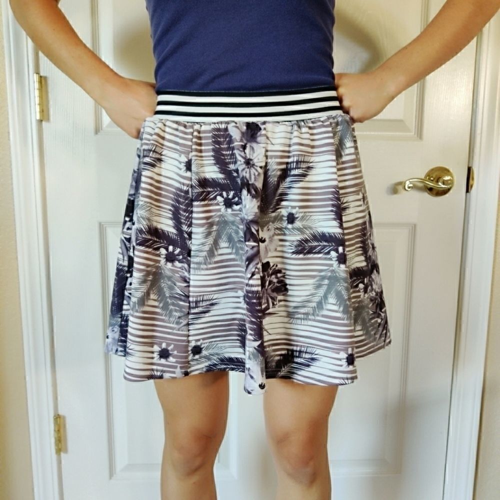 Say What? tropical print striped mini skirt